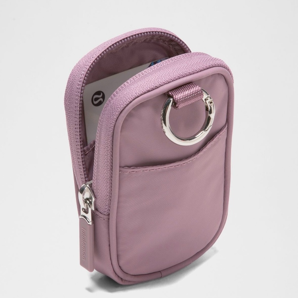 Lululemon Clippable Nano Pouch (A3) - Picture 9 of 9